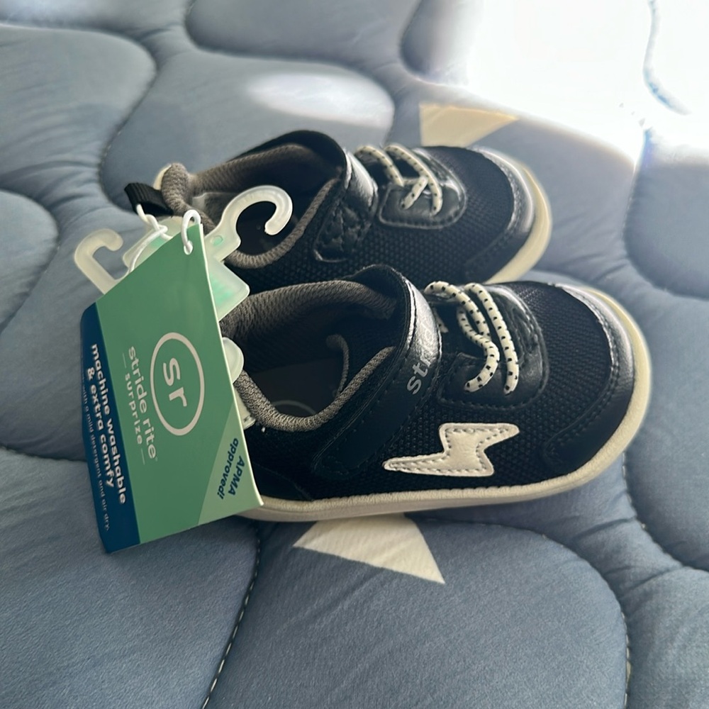 Surprize by Stride Rite baby boys shoes